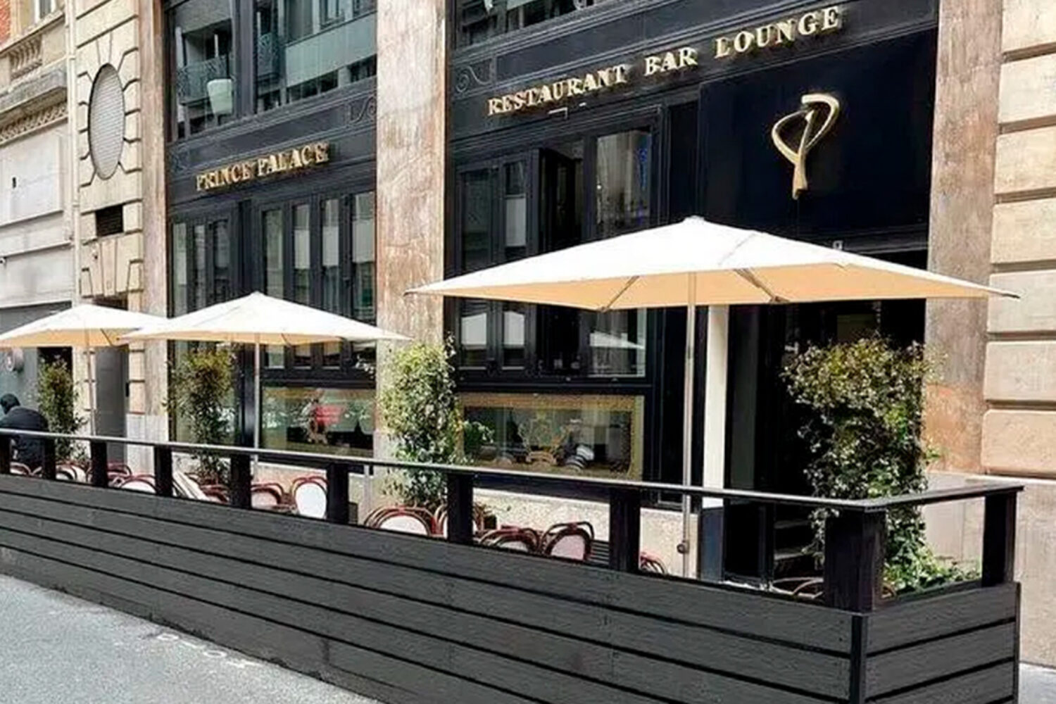 Restaurant ouvert tard le soir à Paris : où dîner après 23h (voire jusqu’à 5h)