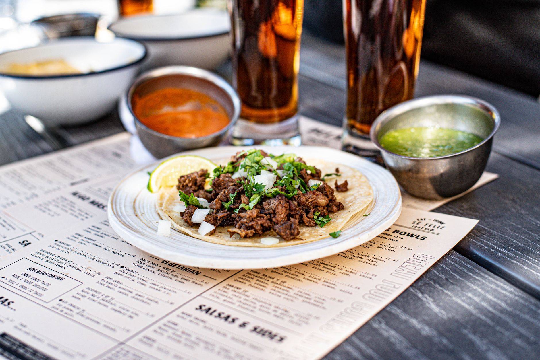 O’Tacos Nîmes menu : entre personnalisation, extravagance et repères classiques — restaurant de tacos menu coloré
