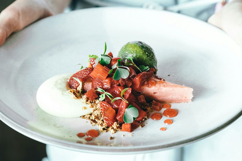 Bon cadeau restaurant à Nantes : comment choisir une expérience qui fait plaisir ?