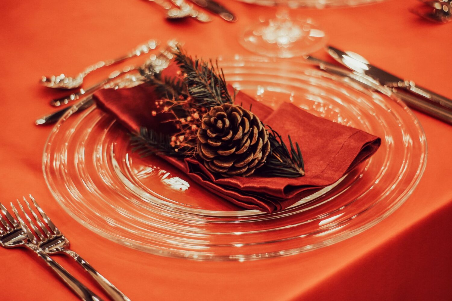 Repas de Noël chic et original : idées de menus pour poisson, viande et végétarien